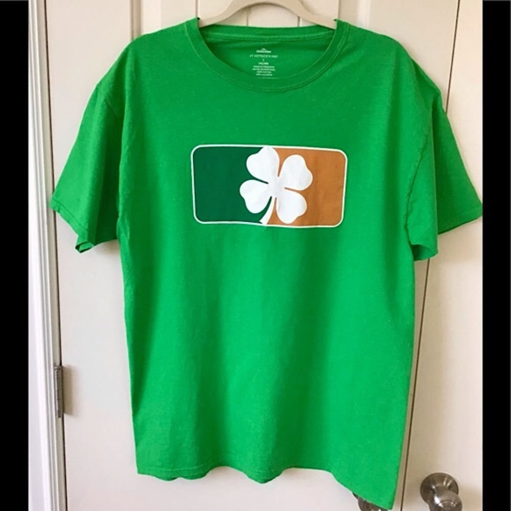 🇨🇮Men’s Irish Shamrock Tee Shirt Size Large